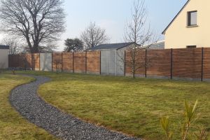 Zierkies-Zaun – Zierkies-Zäune. Zierkies-Zaun