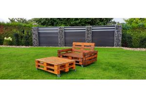 Gabionen Sichtschutz mit Komposit – WPC-zaun mit Gabionen. Gabionen Sichtschutz mit Komposit