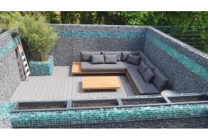 Gabione mit Glasbrocken – Glasbrocken