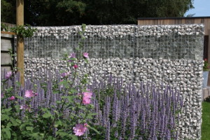 Gabione mit Glasbrocken – Glasbrocken