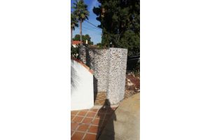 Gabionen-Duschabtrennung – Gabionen. Gabionen-Duschabtrennung