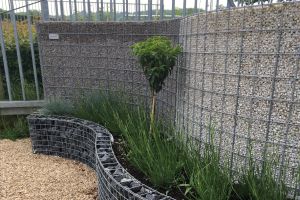 Zierkies-Zaun – Zierkies-Zäune. Zierkies-Zaun