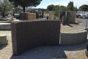 Zierkies-Zaun – Zierkies-Zäune. Zierkies-Zaun