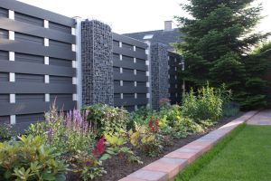 Gabionen mit Komposit – Bruchsteine Inspiration. Gabionen mit Komposit