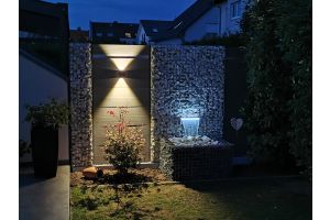 Sichtschutz Neu bei Nacht – Wasserfall. Sichtschutz Neu bei Nacht