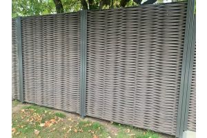 Inspirationsfoto – Kunststoff-Sichtschutzzaun