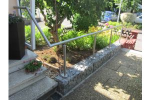 Gabionen Geländer – Gabionen. Gabionen Geländer