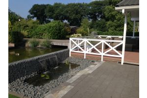 Gabionen Wasserfall – Wasserfall. Gabionen Wasserfall