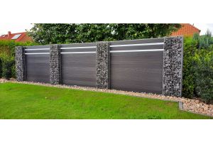 Gabionen Sichtschutz mit WPC – WPC-zaun mit Gabionen. Gabionen Sichtschutz mit WPC