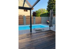 Gabione mit norwegischem Granit – Aufbauteam