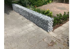 Gabione im Vorgarten – Gabionen. Gabione im Vorgarten