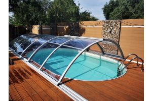 WPC Sichtschutzzaun mit Gabionen mit Grauwacke Bruchstein – Grauwacke Bruchsteine